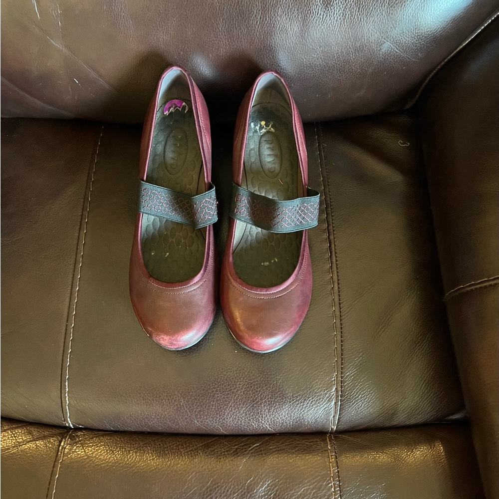 Provo Burgundy Leather 2.5” Heels